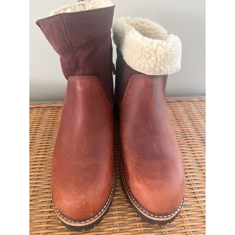 LL Bean Womens Rugged Cozy Boots Leather Mid Brown Sherpa Lined Sz 8.5M Winter - Picture 3 of 11